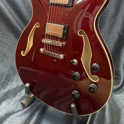 Blitz by Aria Pro II BES-STD-CH 335 Style Hollowbody (Cherry Red) | Reverb  Canada