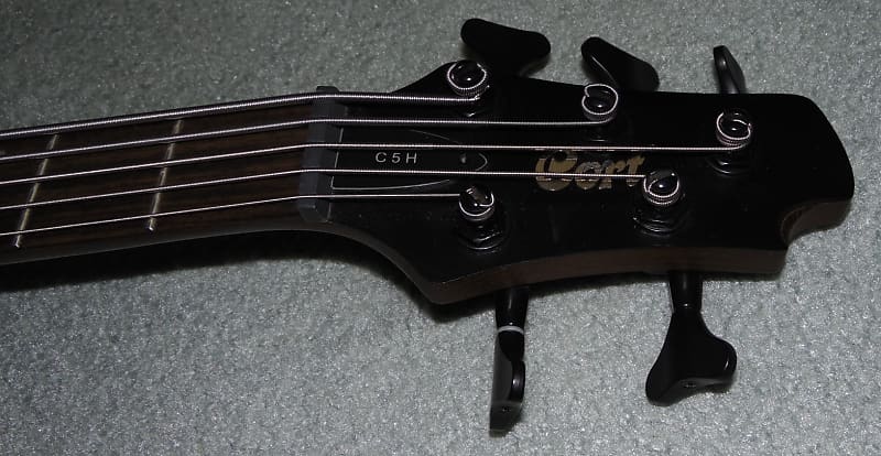 Cort Artisan C5H, Active/Passive, 5-string Bass w/