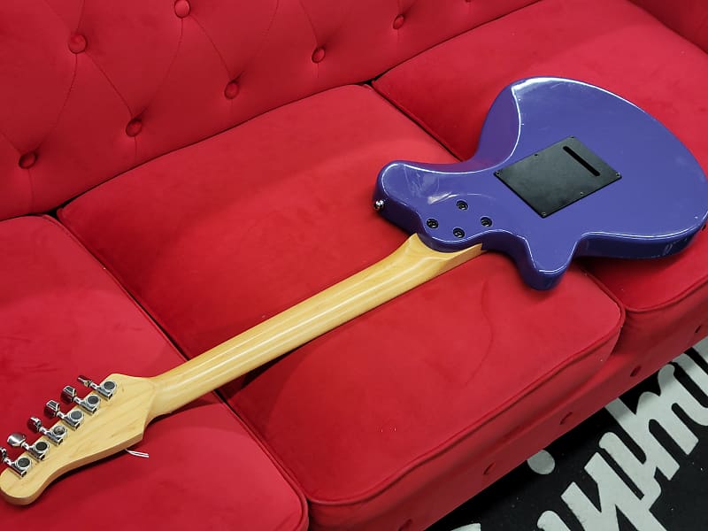 Godin SD Purple Burst made in Canada electric guitar 24 3/4