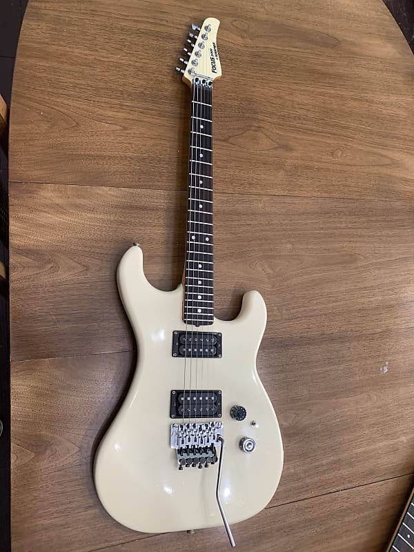 Kramer Focus 2000 1980’s Vintage White | Reverb