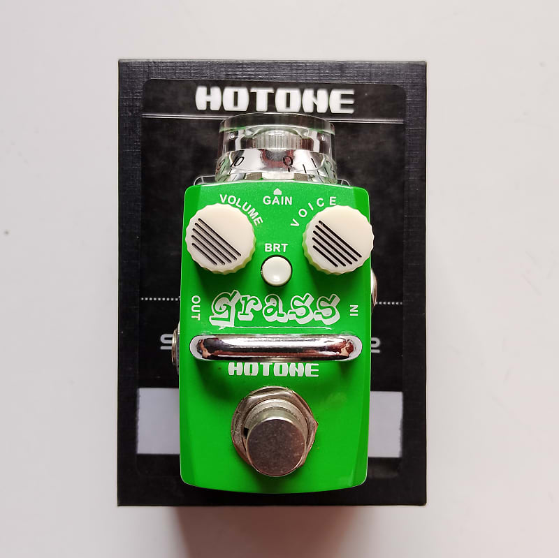 Hotone Skyline Grass Modern Overdrive