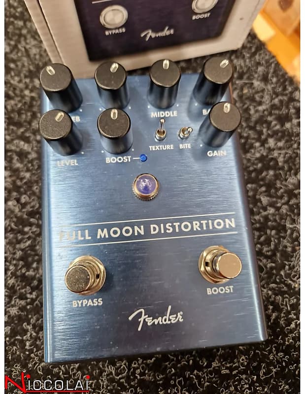 FENDER FULL MOON DISTORTION