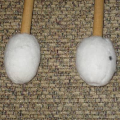 ONE pair new old stock Regal Tip 607SG, GOODMAN # 7 BRILLIANT STACCATO TIMPANI MALLETS - hard oval core covered with oval shaped cream-ish damper white felt, hard rock maple handles / shaft (includes packaging) image 9