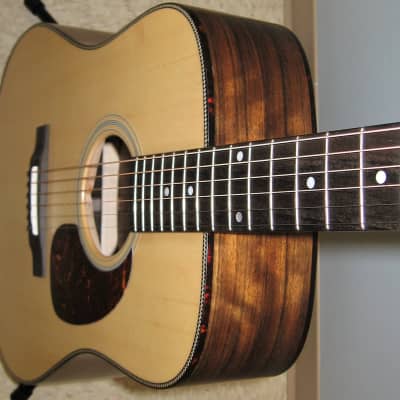 Eastman E3DE Dreadnought Acoustic Electric Guitar w/Gig Bag image 7
