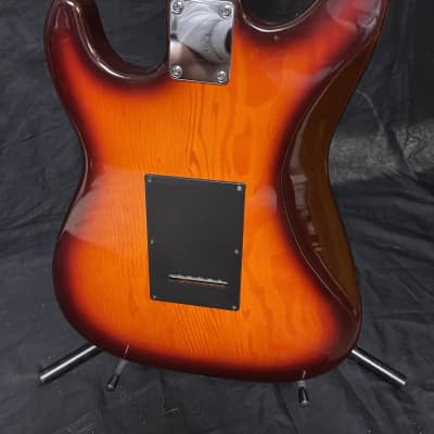 Karera Stratocaster Sunburst Electric Guitar image 5