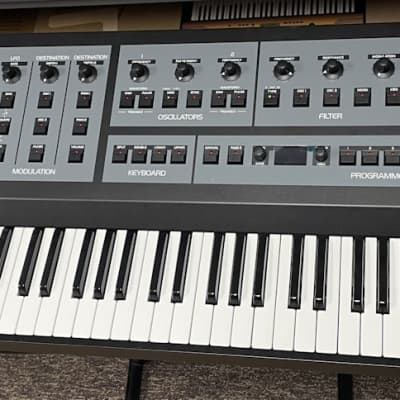 Oberheim OB-X8 61-Key Programmable Synthesizer