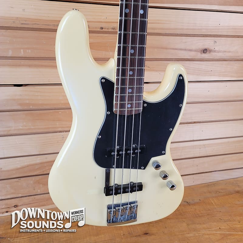 ZEP-Ⅱ CUSTOM (D32) Zep II bass guitars, electric guitars