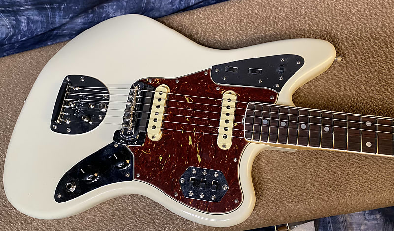 Brand NEW ! 2023 Fender Custom Shop 1966 Jaguar Deluxe Closet | Reverb