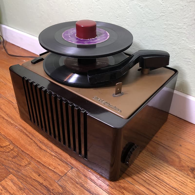 RCA 50&#039;s Tube 45 Singles Changer - FULLY Restored  			