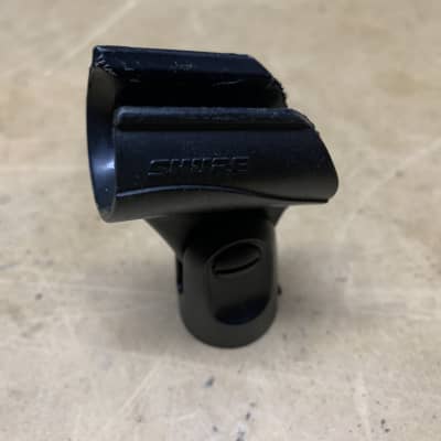 MICROPHONE HOLDER FOR SHURE SM81 MICROPHONE- MINT!