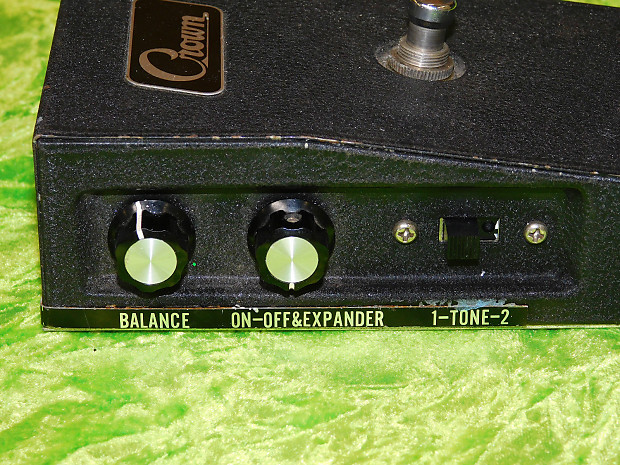 Vintage 1960s Crown FUZZ BOX - Univox Shin Ei Companion FY-6
