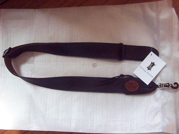 Levy's MSS7G-BLK Garment Leather 2" Guitar Strap image 1
