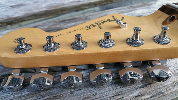 2012 Fender American Standard Staggered Tuners Chrome