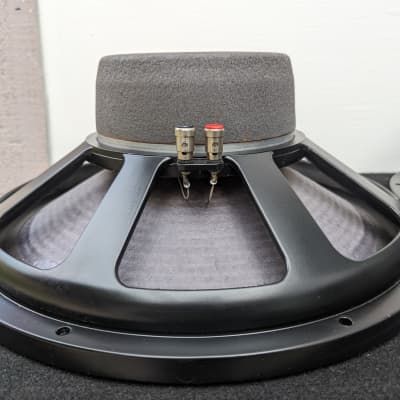 JBL 2220A/2231A Alnico Magnet Studio Monitor 15