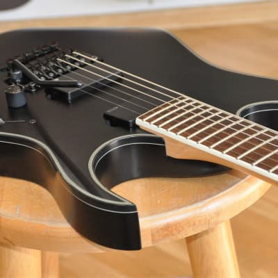 IBANEZ RGIR30BE BKF Black Flat / Iron label Series