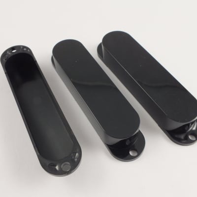 3 Closed Black Single Coil Pickup Covers for Stratocaster guitars