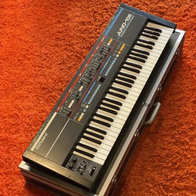 Roland Juno-106 Refurbished With Road Case