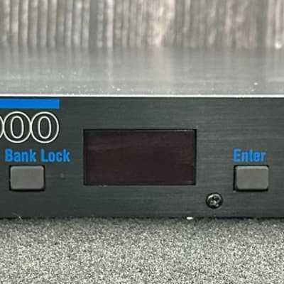 Oberheim Matrix-1000 Synthesizer (Carle Place, NY)