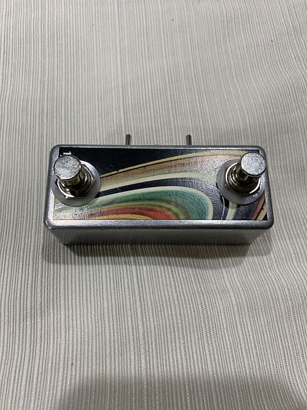 Saturnworks Modified 2 Button Momentary Footswitch - chooser | Reverb