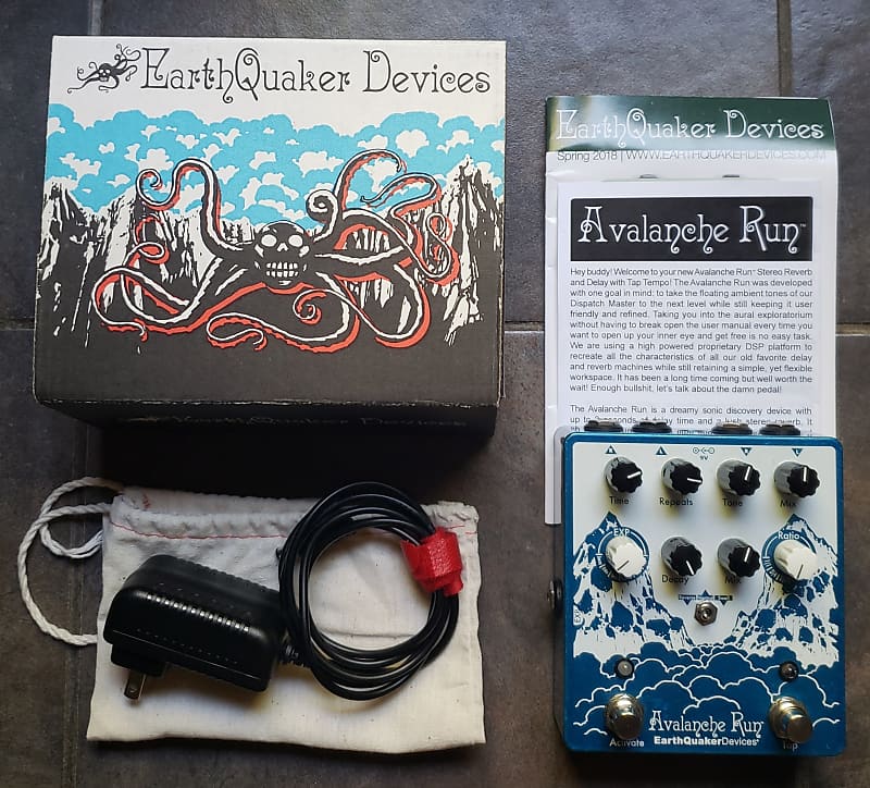 EarthQuaker Devices Avalanche Run Stereo Reverb & Delay with Tap Tempo V2