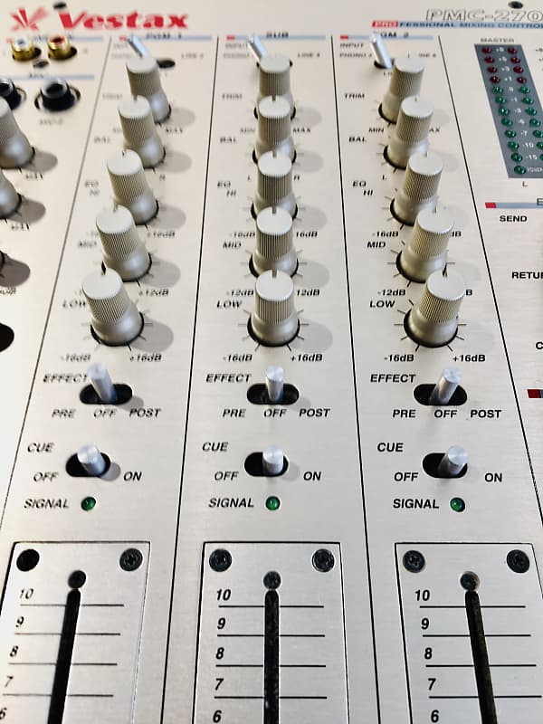 Vestax PMC-270A DJミキサー　ダイヤルフェーダーバージョン Vestax PMC-270A DJミキサー ダイヤルフェーダーバージョン