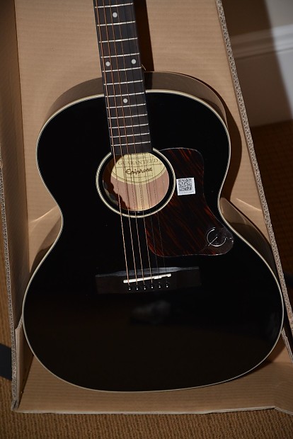 Epiphone Limited Edition EL-00 Pro Ebony w Fishman PreAmp