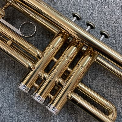 Holton T602 Bb Trumpet, Used image 9