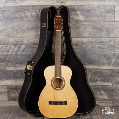Harmony 3/4 Scale Classical Guitar image 9
