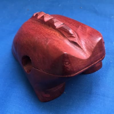 Handmade 4" x 3" Artisan Frog Reco-Reco Handmade in Pau-Brasil Natural Brazilian Wood Red Color image 5