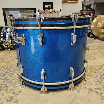 Ludwig No. 989 Big Beat Kit in Blue Sparkle 22-16-13-12" 3-ply Blue/Olive Badge image 6