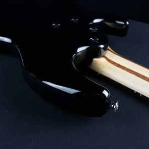 Yamaha BB2025X 5 String Bass Black, with Hard Shell Case image 20