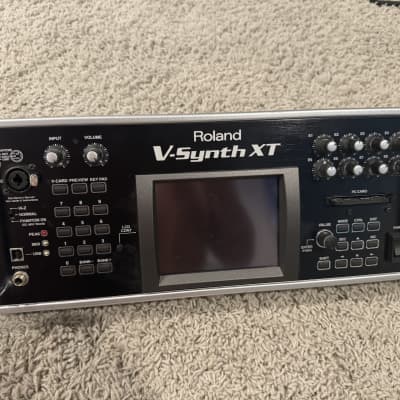 Roland V-Synth XT Rack Mount Digital Synthesizer 2005 - 2009 - Black