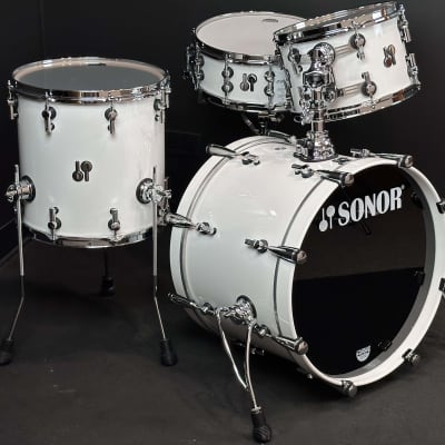Sonor 20/12/14" 5.5x14 SQ2 Heavy Beech Drum Set - High Gloss Signal White image 3
