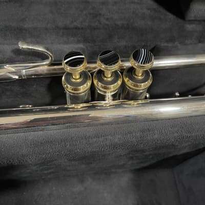 Bach 37 Stradivarius Bb Trumpet Silver with Onyx and Gold Trim image 3