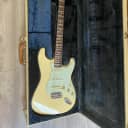Fender  Stratocaster Yngwie Malmsteen ST62-140YM 1994 Cream butter with rosewood fretboard