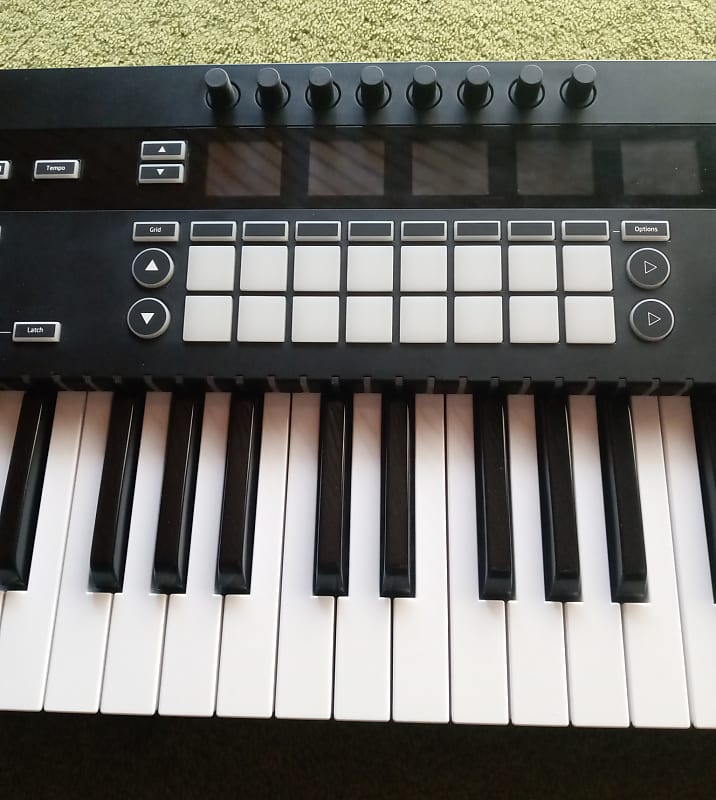 Novation ReMOTE 61 SL MKIII MIDI Controller | Reverb Canada