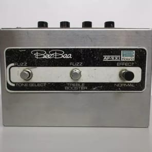 ローランド　Roland　BeeBaa　AF-100　エフェクター　ジャンク Roland AF-100 BeeBaa Fuzz and Treble Booster - YouTube