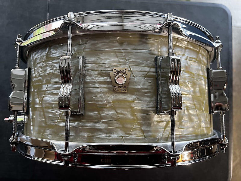 Ludwig 6.5" x 14" Classic Maple Snare Dum - Olive Pearl image 1
