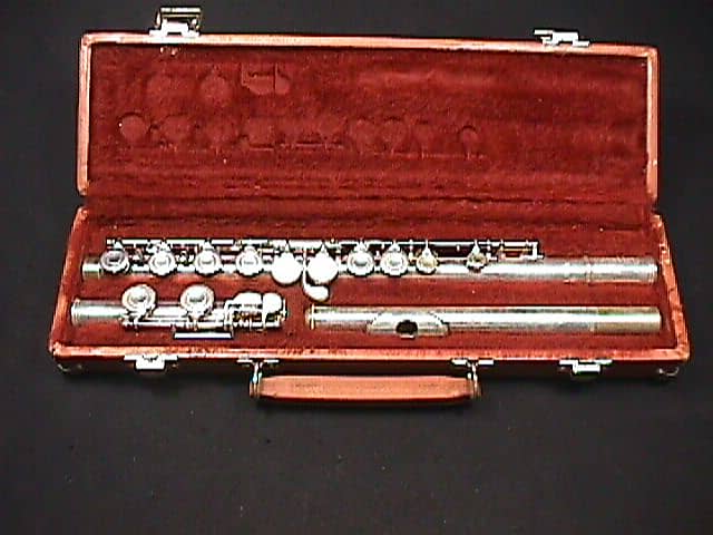 A Silver Plated Artley Flute Model 18-0 in it's Original Case | Reverb