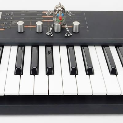 Waldorf Blofeld Keyboard Synthesizer Black + Top Zustand + OVP + 1.5J Garantie