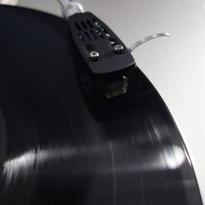 Cartridge ORTOFON VMS 20E Mk II + Stylus Nude Elliptical Original + Headshell image 3