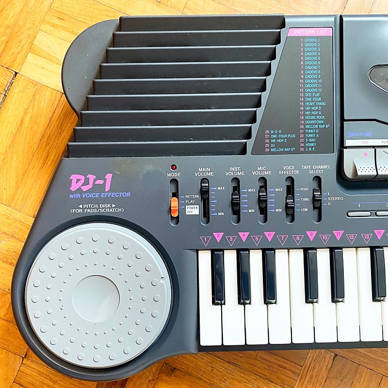 Casio DJ-1 - King Of Rapman Keyboard 2x Turntables Synthesizer