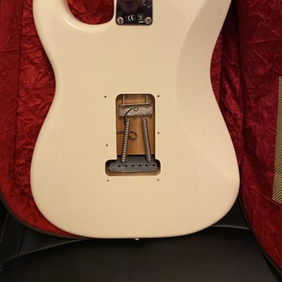 Fender Standard Stratocaster  2017 Gloss white image 1