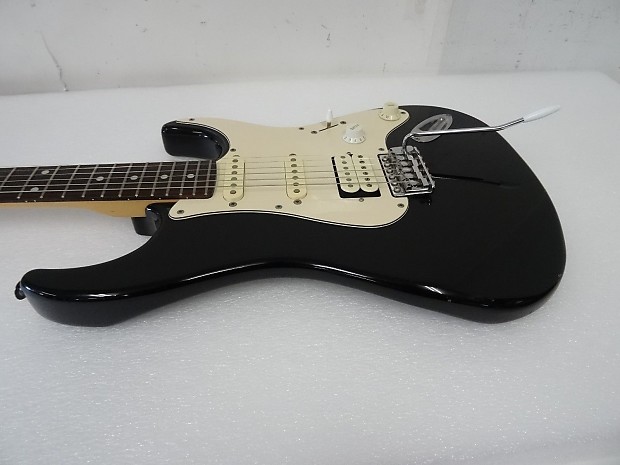 GRECO WP-330 1990 Black & Cream 