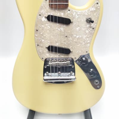 Fender American Performer Mustang White Made in USA Solid Body Electric Guitar, v3724 image 3