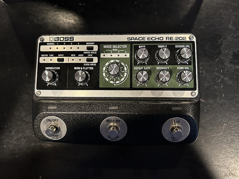 Boss RE-202 Space Echo