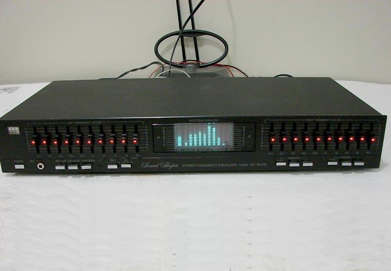 ADC Sound Shaper SS-300SL 10-Band - Stereo Graphic Equalizer ADC Sound Shaper SS-300SL 10-Band - Stereo Graphic Equalizer