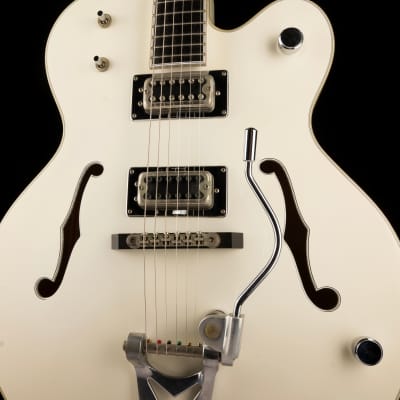 Pre Owned Gretsch G7593T-BD Billy Duffy White Falcon With OHSC image 6