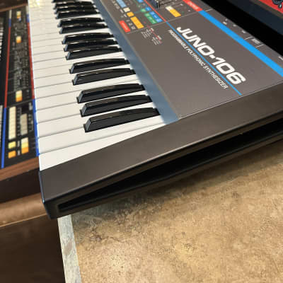 Roland Juno-106 KIWI MOD 61-Key Programmable Polyphonic Synthesizer 1984 - 1985 - Black