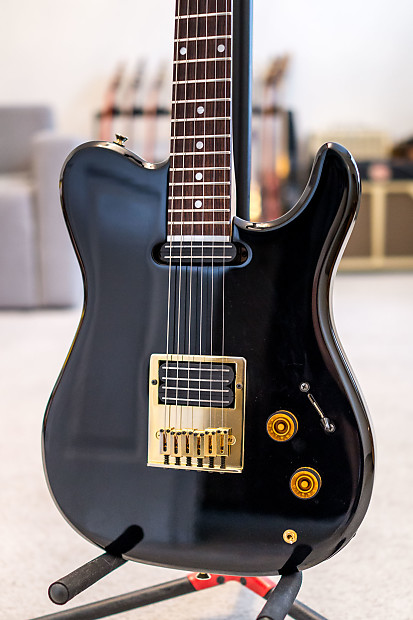 Steve cropper store peavey guitar